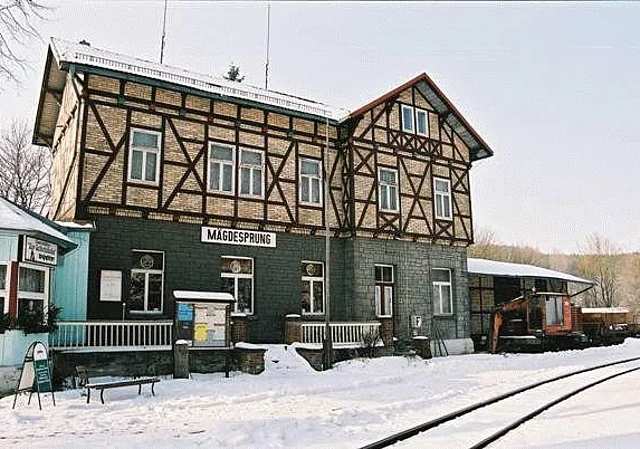 Bahnhof Mägdesprung, Norden