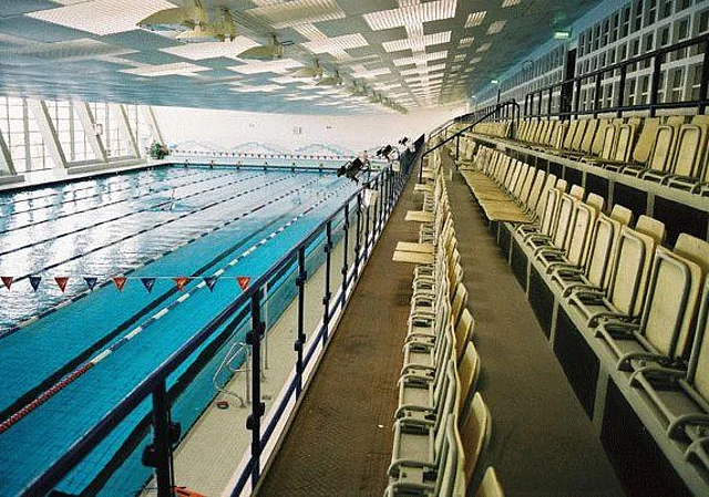 Schwimmhalle, Wettkampfbecken