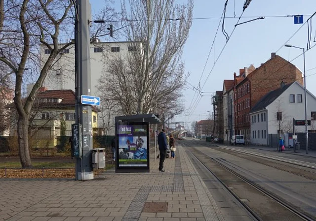 Magdeburger Allee, Haltestelle Salinenstraße