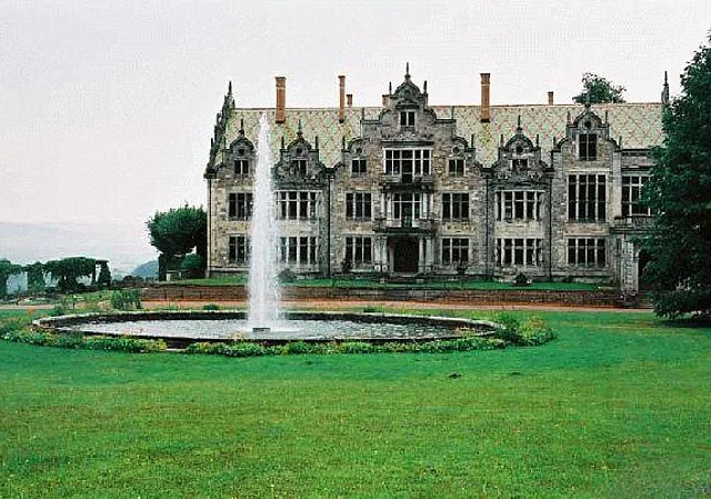 Schloss Ostseite