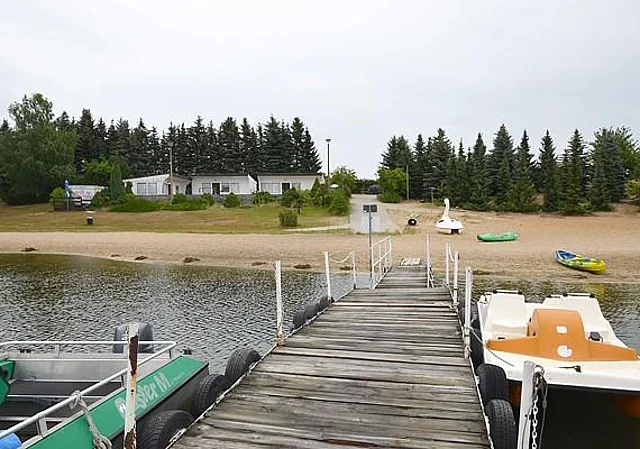 Naturbad Luppa, Bootssteg, Bungalows