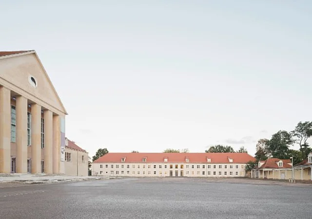 Blick auf den Ostflügel