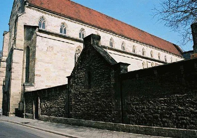 Kirche Südseite