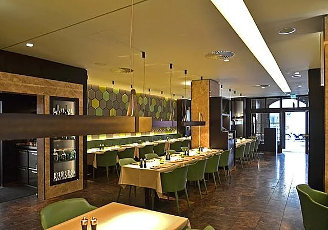 Restaurant [m]eatery
