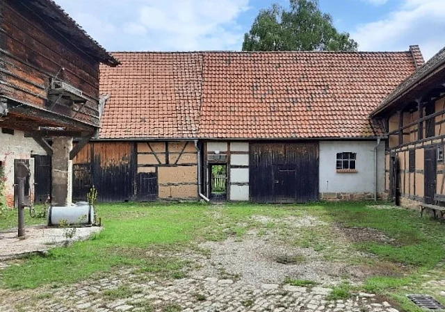 Mittelbauernhof Scheune 2 mit Durchgang zum Garten
