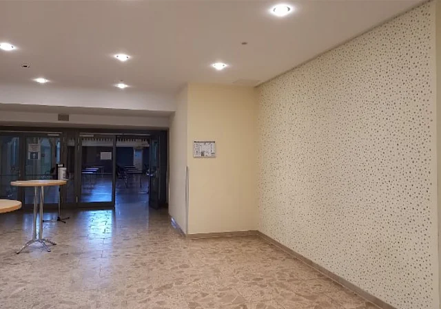 Treppenhaus zwischen Foyer und Ballsaal