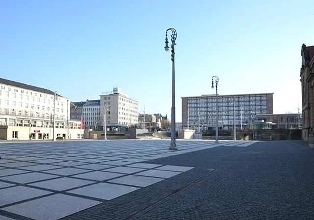 Blick zur Straße der Nationen