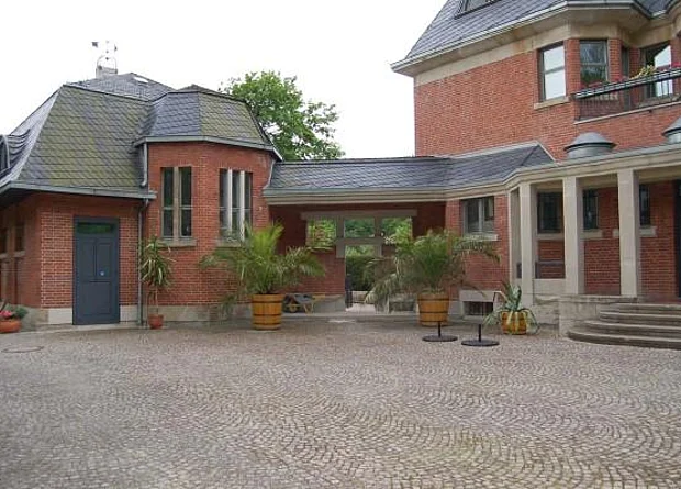 Durchgang zum Garten 