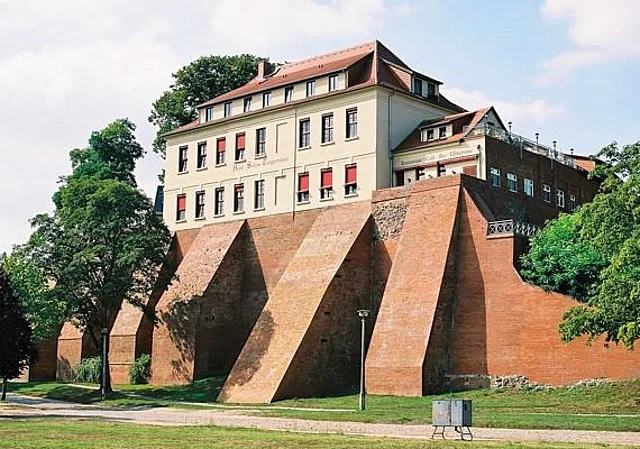 Schloss Tangermünde, Osten