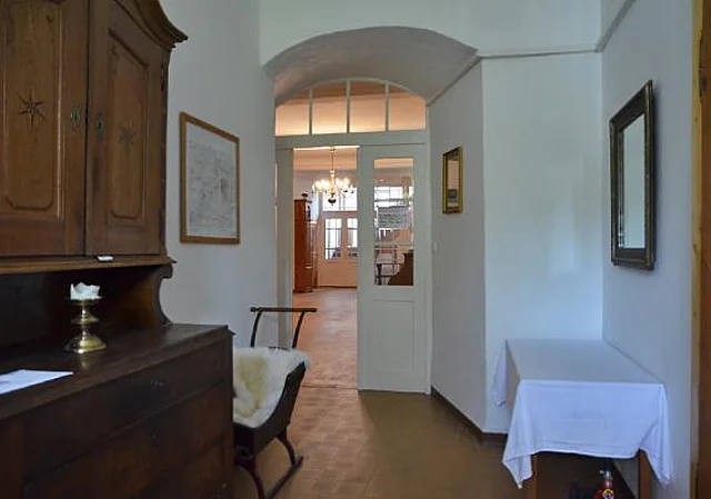 Eingang, Blick zur Großen Halle