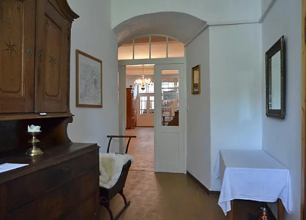 Eingang, Blick zur Großen Halle 