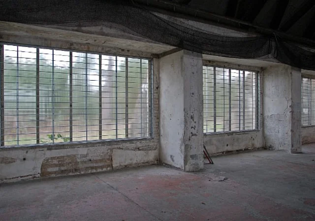 westlicher Hangar, innen