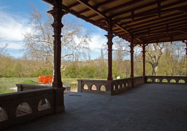 Peißnitzhaus, Nord-Terrasse