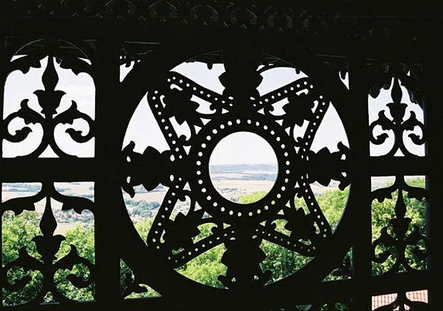 Turm, Details