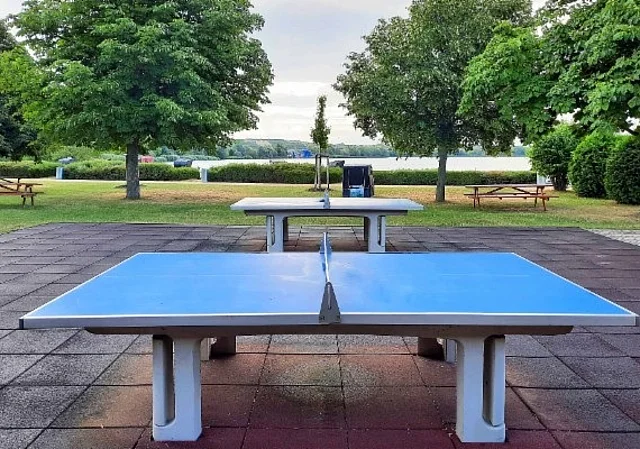 Tischtennisplatten
