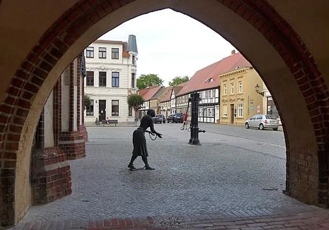 Markt und Kirchstraße nach Osten