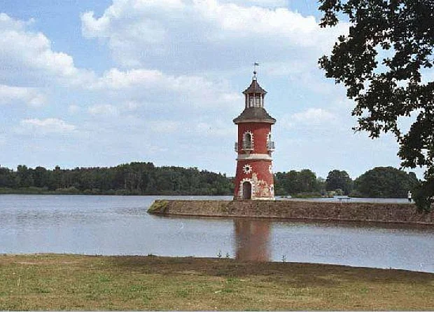 Moritzburger Teiche, Leuchtturm mit Mole 