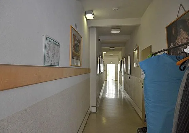 Flur, Künstlergarderoben