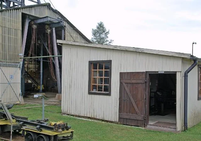 Grube Glasebach, Maschinenhaus und Fördergerüst