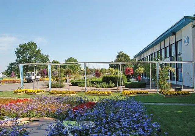 Halle 2 mit Rabatte