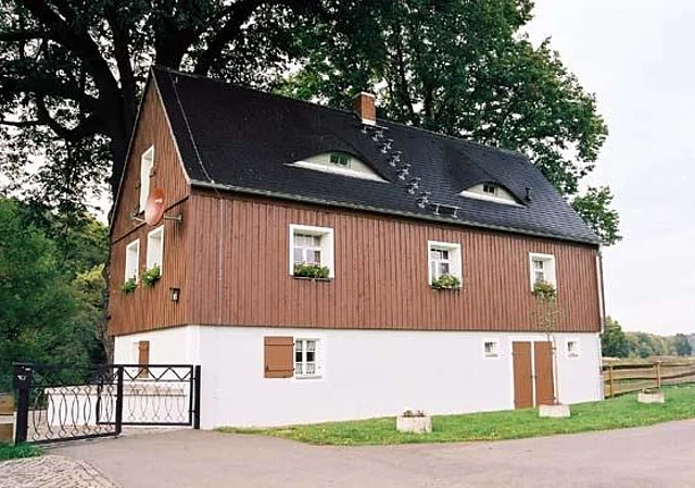Fährhaus, Ostseite