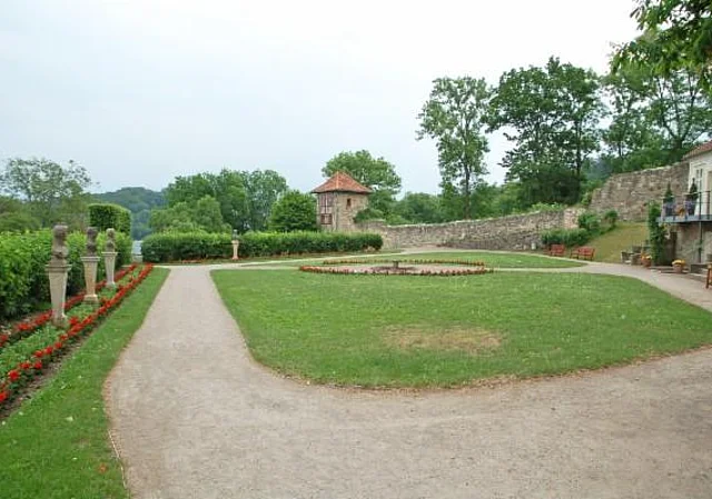 Berggarten am Teehaus nach Südost