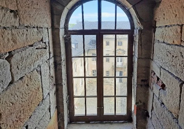 Turmfenster zum Hof