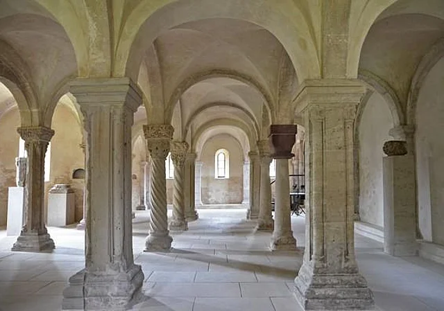 Krypta nach Süden