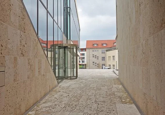 Durchgang von der Engelsburg