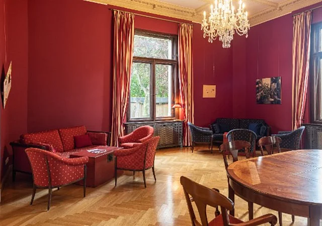 Roter Salon