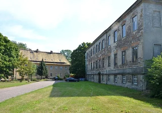 Nordflügel, "Banane"