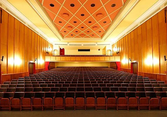Kulturhaus Aue, Großer Saal, Parkett und Balkon