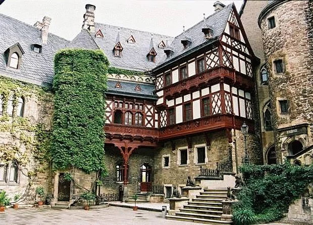 Schloss Wernigerode, Hof, Südwest 
