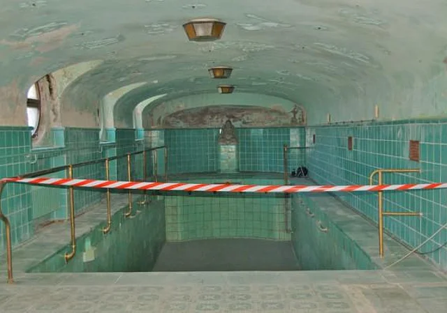 Schwimmbad