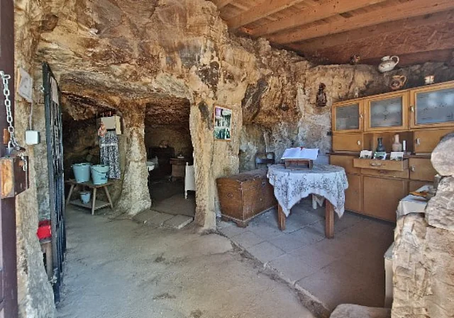 Höhlenwohnungen Langenstein, Schäferberg 35