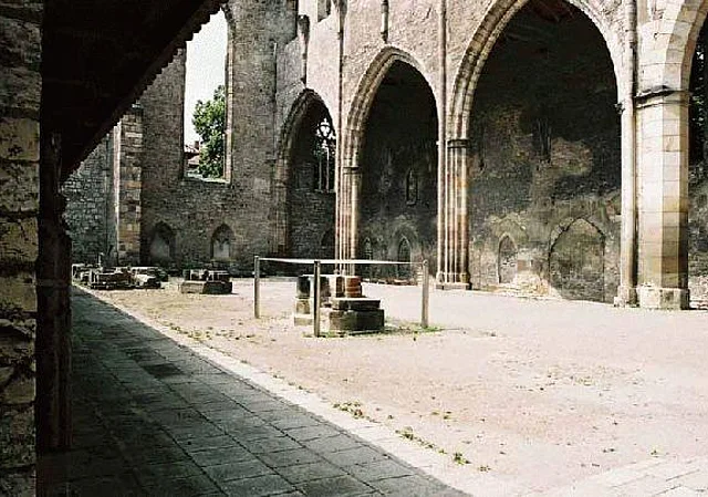 Ruine innen Südseite