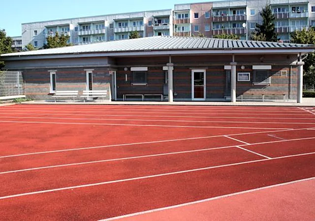Sportplatzgebäude
