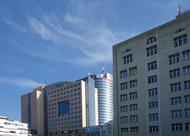 Skyline mit Bau 59 und Intershop-Tower 