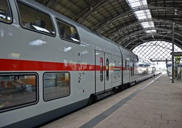 Bahnhof Dresden-Neustadt, Bahnsteighalle