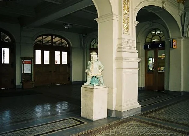 Halle 