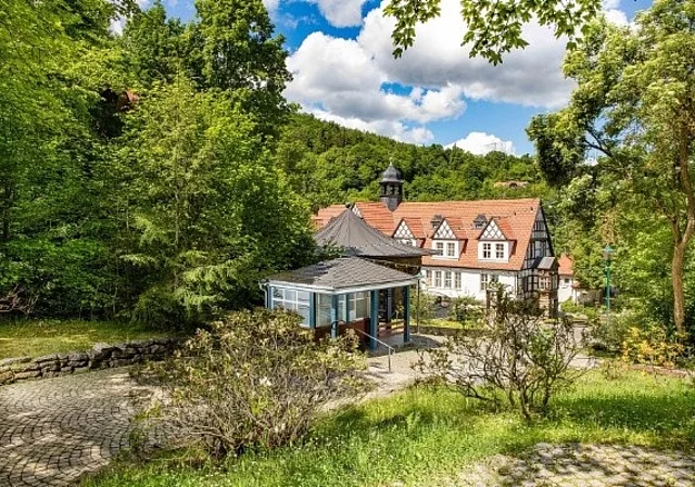 Blick in den Feengrottenpark
