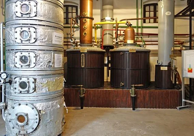 Brennraum mit Brennkolonne