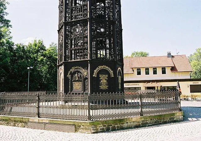 Turm, Nordostseite