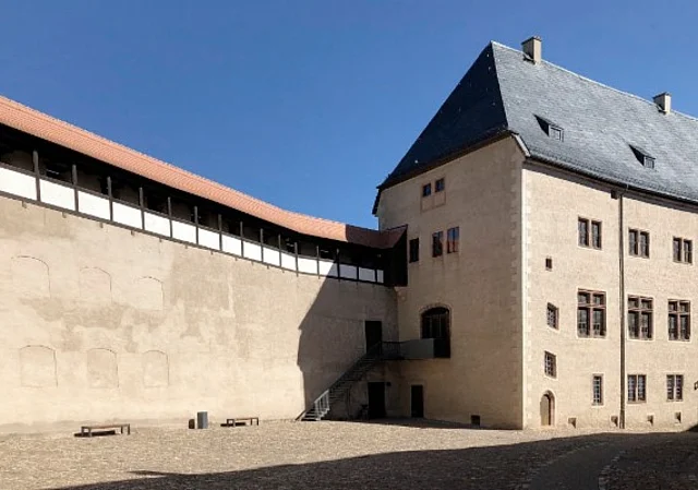 Schlosshof Süd-Ost