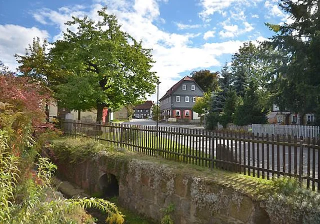 Hauptstraße, Blick vom Haus des Gastes