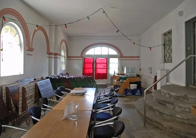 Neues Schloss Tangerhütte, Erdgeschoss