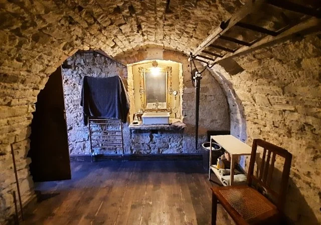 Ehemaliger Pfarrhof Lumpzig Haupthaus Badezimmer