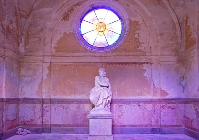 Neues Schloss Tangerhütte, Mausoleum
