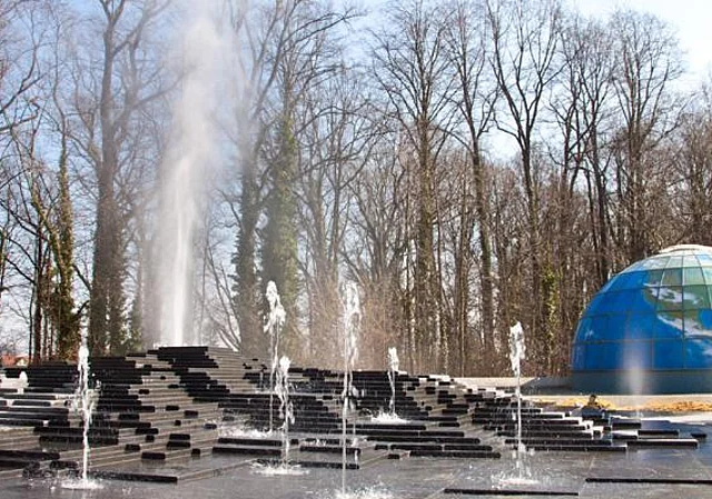 Saurierpark, Planetenwelt, Wasserspielplatz