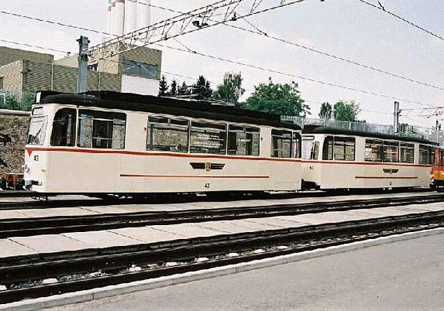 Triebwagen 43 und Beiwagen 93